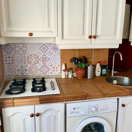 Apartamento En El Casco Historico, A 5 Min Playa. โกนิล เด ลาฟรอนเตรา ภายนอก รูปภาพ