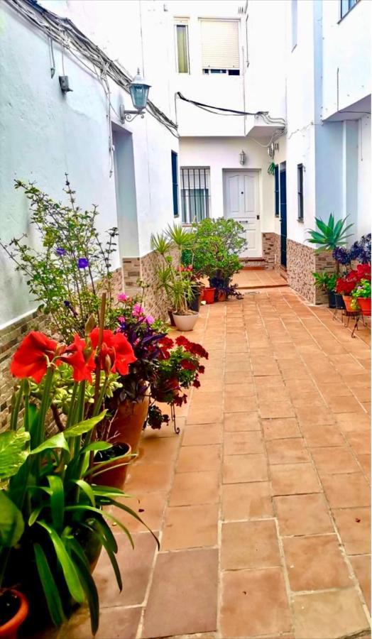 Apartamento En El Casco Historico, A 5 Min Playa. โกนิล เด ลาฟรอนเตรา ภายนอก รูปภาพ