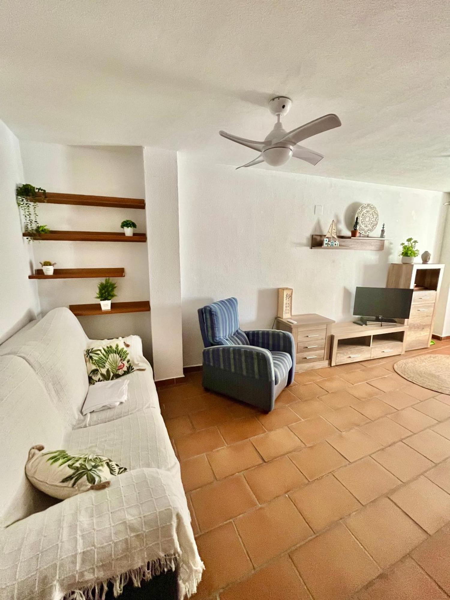 Apartamento En El Casco Historico, A 5 Min Playa. โกนิล เด ลาฟรอนเตรา ภายนอก รูปภาพ