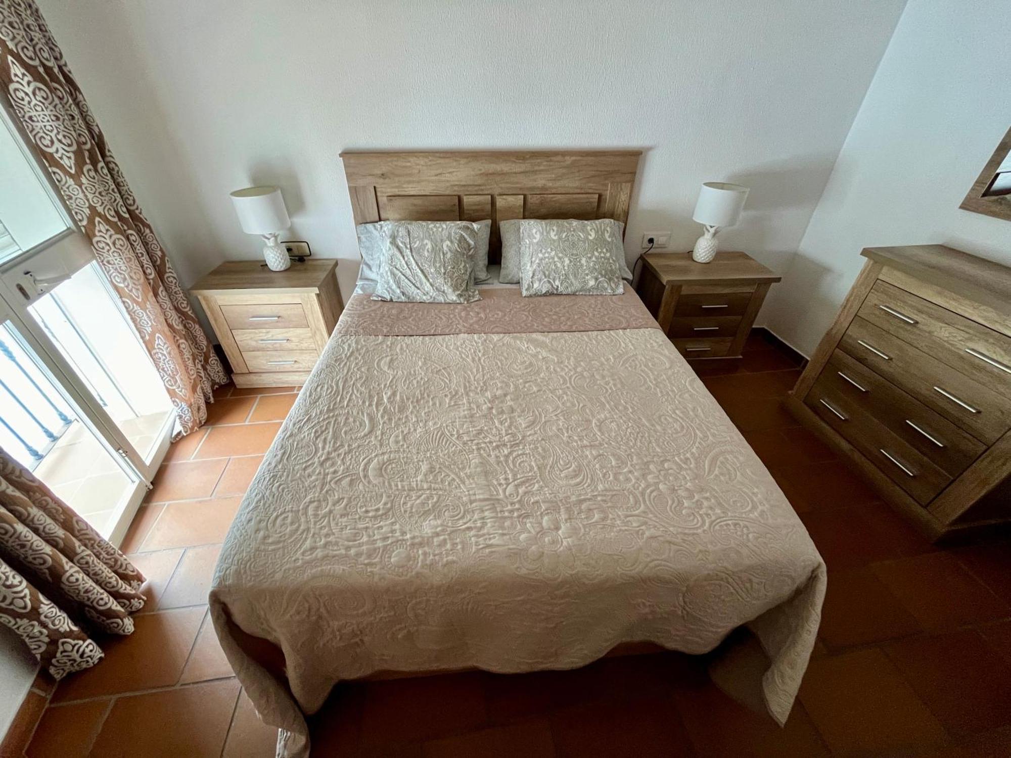 Apartamento En El Casco Historico, A 5 Min Playa. โกนิล เด ลาฟรอนเตรา ภายนอก รูปภาพ