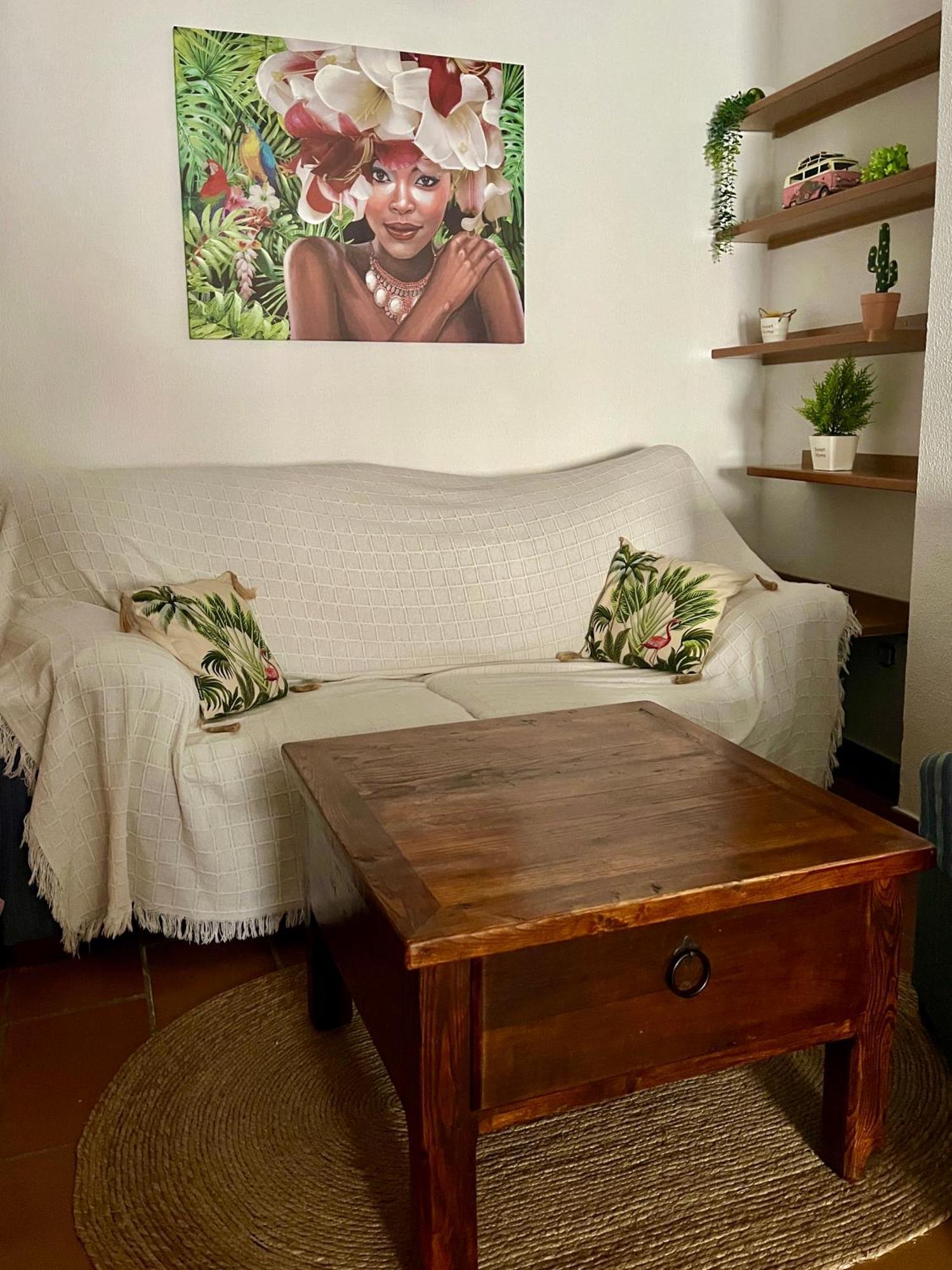 Apartamento En El Casco Historico, A 5 Min Playa. โกนิล เด ลาฟรอนเตรา ภายนอก รูปภาพ